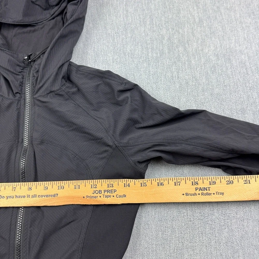 Lululemon Jacket Womens 6 Black Shes Swift Full Zip Athletic Running Lightweight